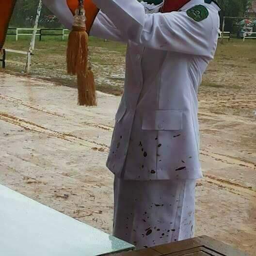 Pengibaran bendera terdahsyat