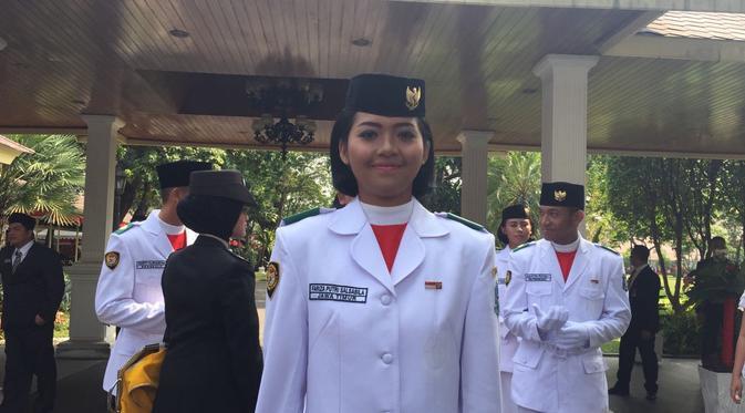 Ini Dia Pembawa Baki Bendera Pusaka, Fariza Putri Salsabila