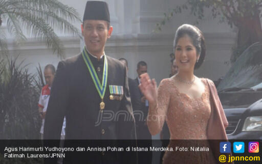 Duh...Anggunnya Annisa Pohan di Istana Merdeka