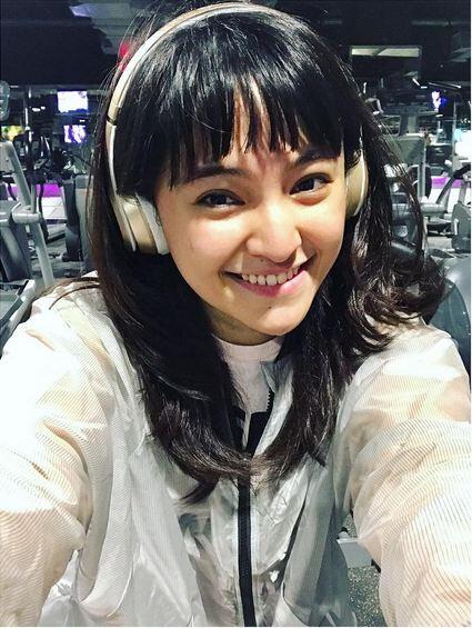 Cerai di usia belia, 10 seleb cantik ini dapat sebutan janda muda