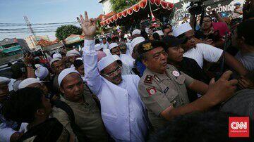 Pendukung Belum Bisa Terima, Jika Rizieq Di Periksa Polisi