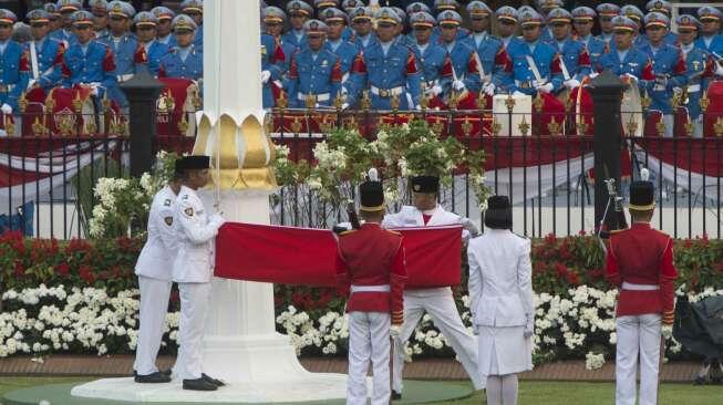 erungkap, Ternyata Jokowi Kebingungan Sebelum Ambil Bendera