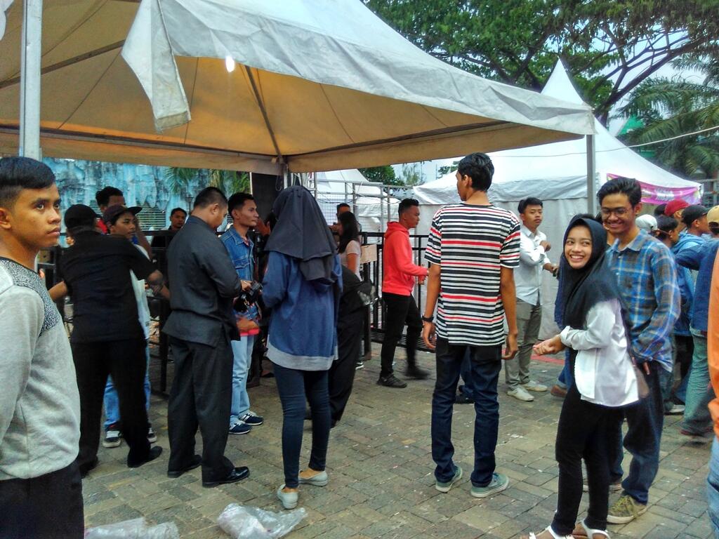 &#91;FR&#93; Keseruan KASKUSer Tangerang di Event Jakcloth bersama Samsung Galaxy J5 Pro