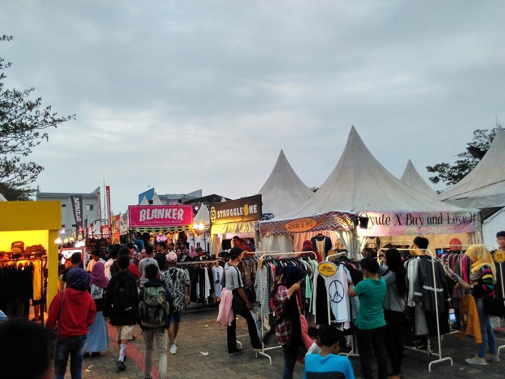 &#91;FR&#93; Keseruan KASKUSer Tangerang di Event Jakcloth bersama Samsung Galaxy J5 Pro