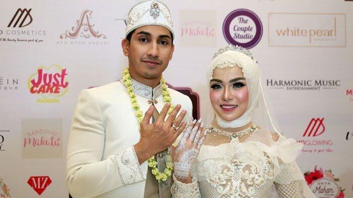 Adik Bungsu Ayu,Sarah, dan Rahmah Azhari Nikahi Pengusaha Beromzet Miliaran