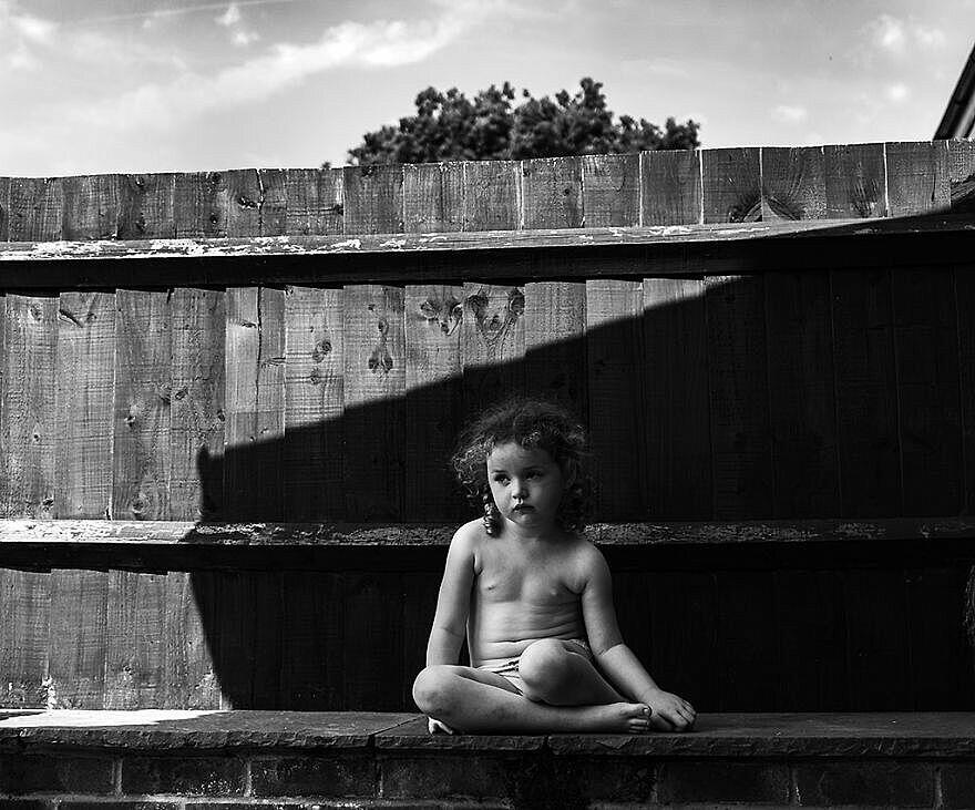 17 Foto Terbaik dalam The B&amp;W Child Photography Photo Contest