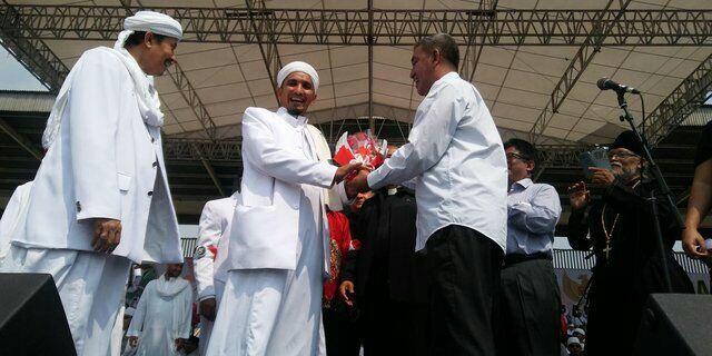 Janji Manis FPI Jadi Penjaga Terdepan Keutuhan NKRI