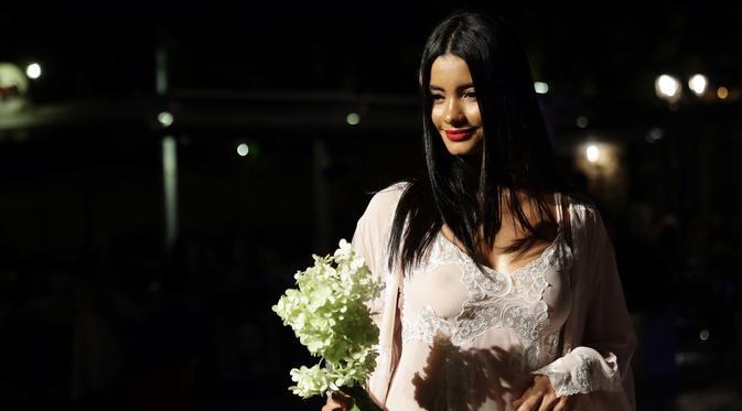 Seksinya Model-Model Pamerkan Lingerie
di Lebanon