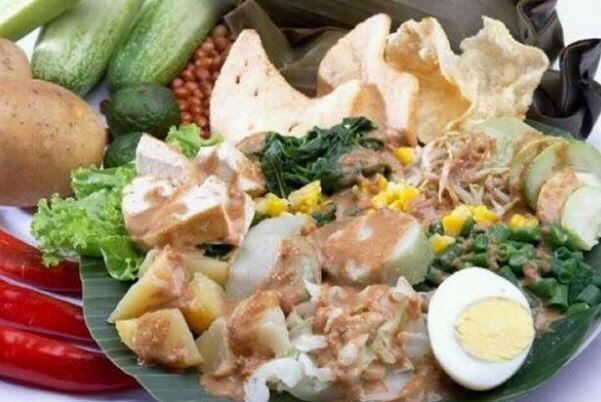 Diracik dari Beragam Bahan, Mari Nikmati Kelezatan 7 Gado-gado Nusantara Ini