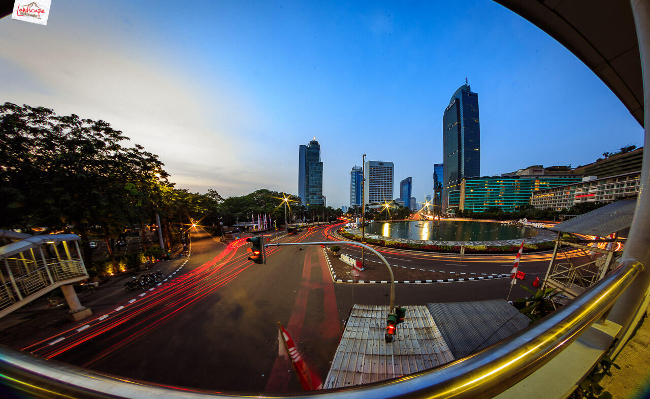 Rejeki Bangun Pagi Bisa Hunting Foto di Bundaran HI Jakarta