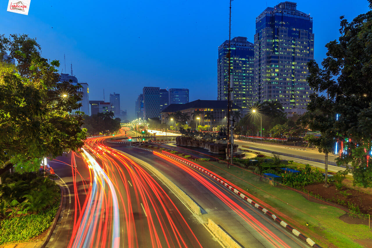 Rejeki Bangun Pagi Bisa Hunting Foto di Bundaran HI Jakarta