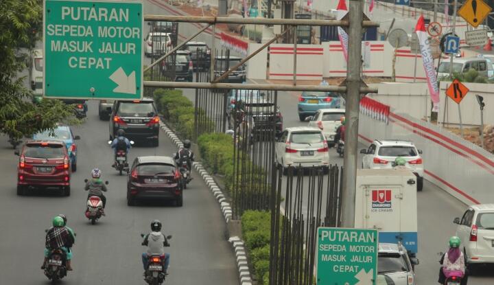 Sepeda Motor Haram Lewat Kuningan, Wartawan: Banyak Mudharatnya!