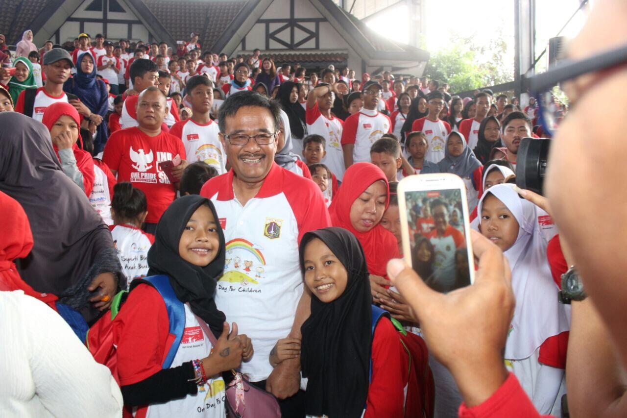 Ribuan Anak Tidak Mampu DKI Rekreasi Gratis di Ancol