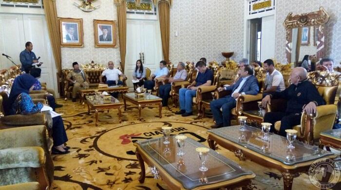 Wow, Uzbekistan Belajar Pola Tanam Cabai dari Cianjur Lho