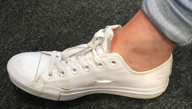 Fungsi 2 Lubang pada Sepatu Converse yang Belum Banyak Diketahui