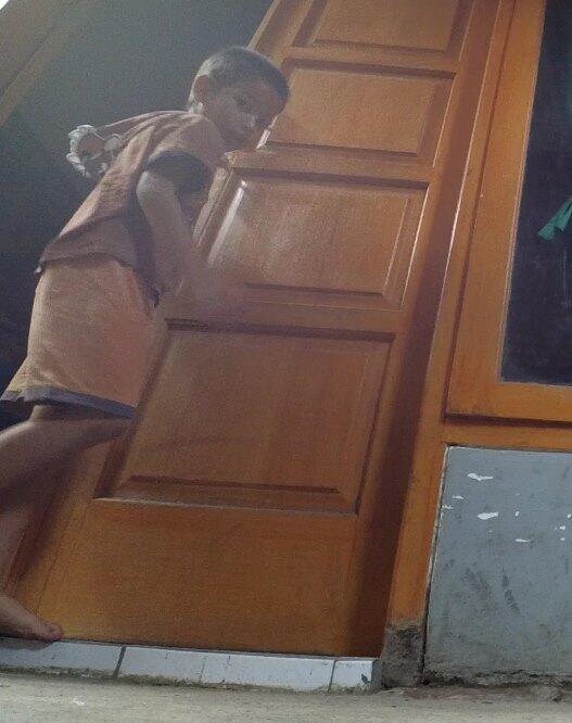 FENOMENA exploitasi anak penjual genjer