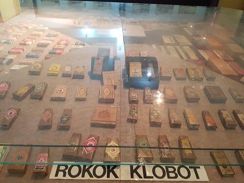 Menapaktilasi Riwayat Kretek Nusantara di Museum Kretek Kudus