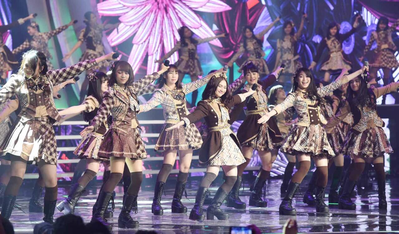 JKT 48, Enerjik, Dinamis dan Seksi
