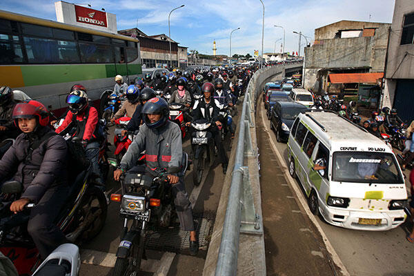 Tangsel Bangun Pengurai Macet Otomatis