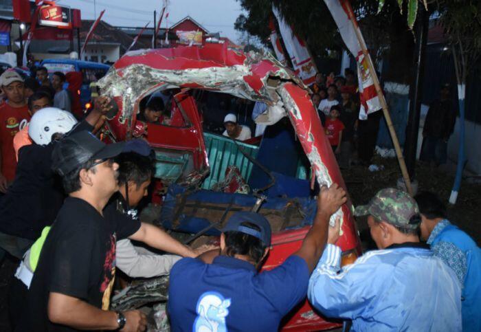 Truk tronton maut renggut empat nyawa di Kabupaten Malang