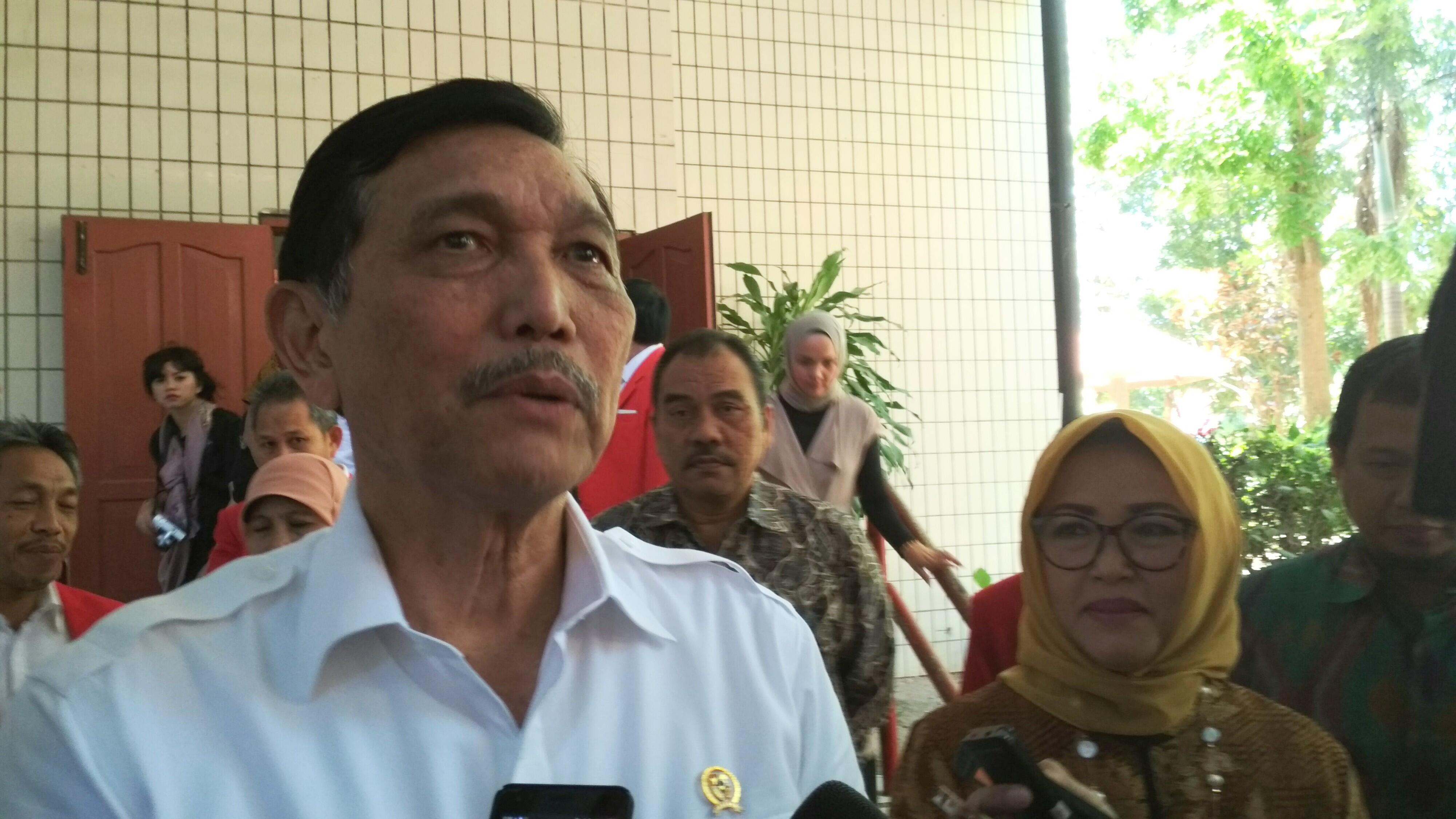 Suap Dirjen Hubla, Luhut: Sudah mau Pensiun Masih Begitu