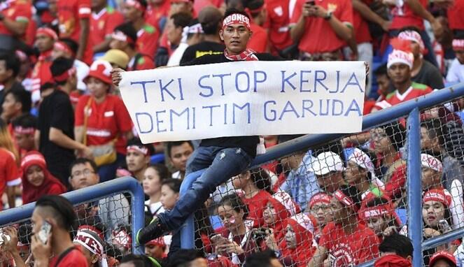 4 Kelakuan Terpuji Supporter Indonesia di SEA Games yang Bikin Bangga Bumi Pertiwi
