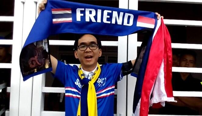 4 Kelakuan Terpuji Supporter Indonesia di SEA Games yang Bikin Bangga Bumi Pertiwi