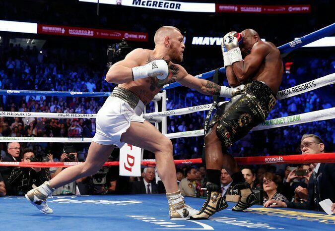 Hasil Mayweather vs McGregor