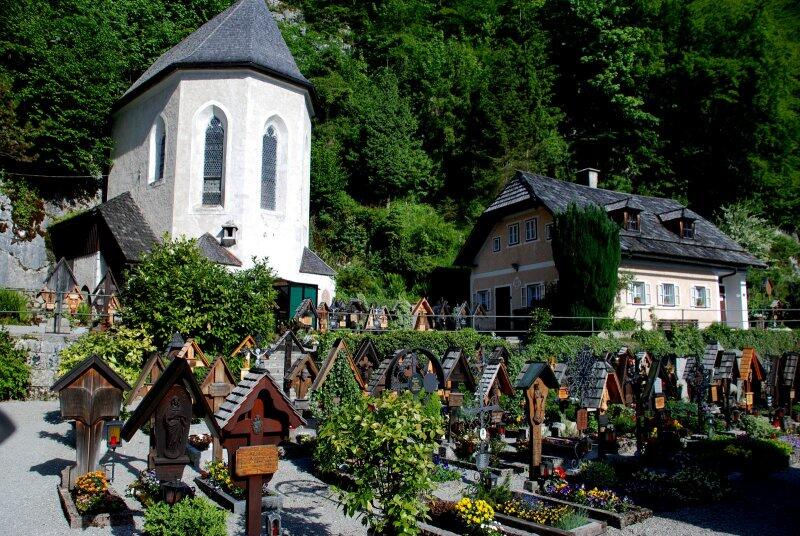 HALLSTATT, IKON WISATA AUSTRIA YANG MENDUNIA!