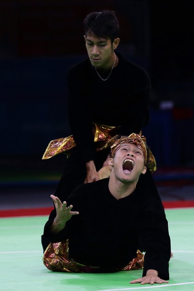 Merasa Dicurangi Juri, Pesilat Hendy dan Yolla Hanya Raih Perak