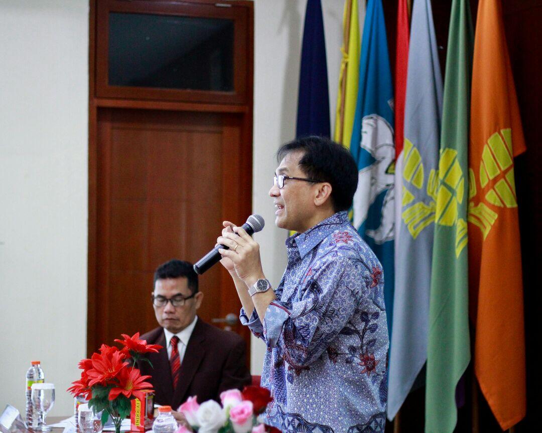 Seminar Hukum Upbjj Jakarta dan Komunitas Mahasiswa Hukum