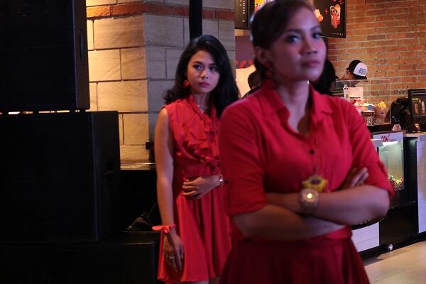&#91;FR&#93; Baju Merah di Gala Premiere Film Warkop DKI Reborn : Jangkrik Boss Part 2!