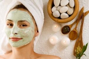 &#91;GATSUONE INFO&#93; Lupa Hapus Make Up Sebelum Tidur? Ini yang Harus Sista Lakukan