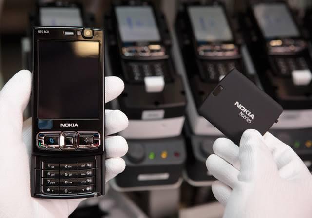 Melihat Cara Pembuatan Smartphone 
