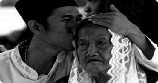Untuk Wanita Pemilik Surga Di Telapak Kaki, Aku Menyayangimu Hari Ini Dan Selalu