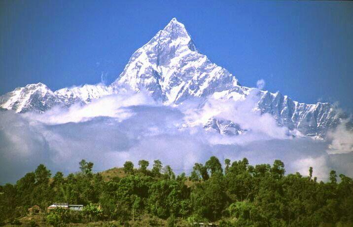 10 Gunung Tertinggi di Dunia