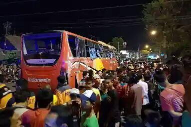 BREAKING NEWS. Bus Hantam Sejumlah Kendaraan Di Kudus, 5 Tewas Dan Puluhan Luka-luka