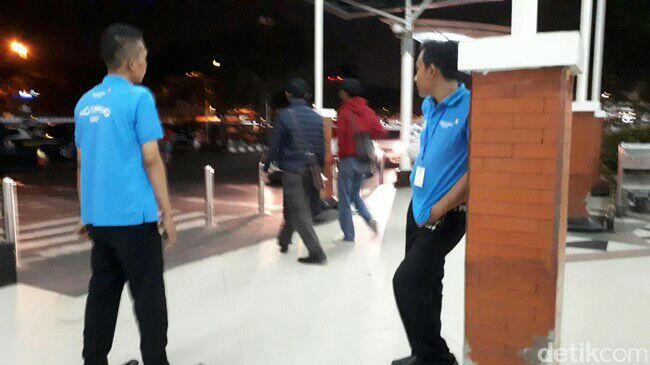 Curhat Porter Bandara Cengkareng yang Kini Gratis: Semangatnya Beda