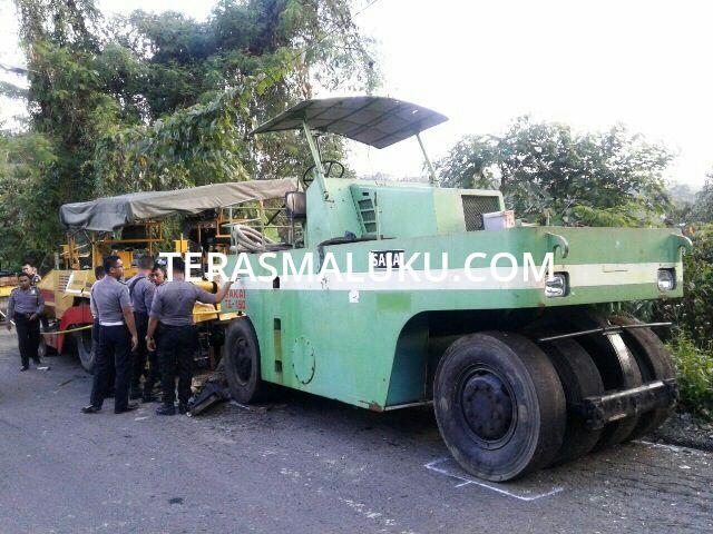 Mobil Penggiling Aspal Tergelincir di Taeno, Pasangan Suami Istri Tewas, 5 Luka Parah