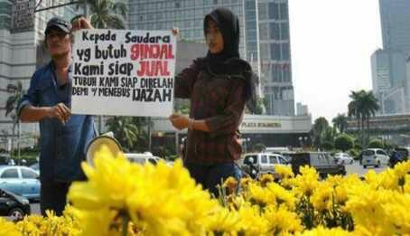4 Kisah Memilukan Orang Tua yang Rela Jual Ginjal Demi Sekolah Anak.