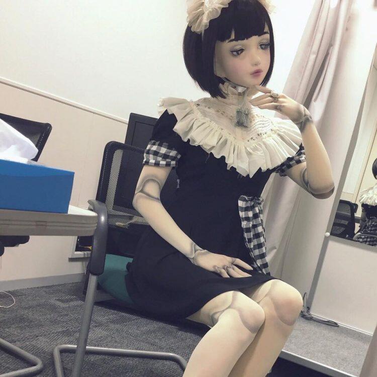 Pose-pose Cantik Lulu Hashimoto Yang Bikin Pria Semakin Ngiler