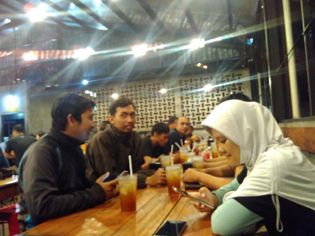 &#91;FR&#93; Kopdar Bareng KASKUSer Cirebon di #SAMSUNGXJakcloth2017 Mantab Gan