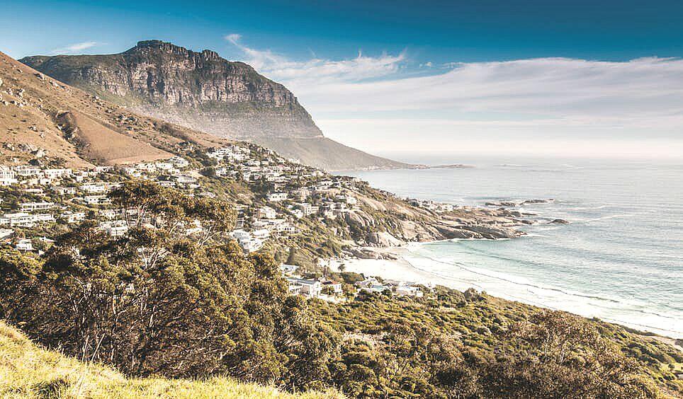 "Best in Travel 2017 - Top Cities" by lonelyplanet