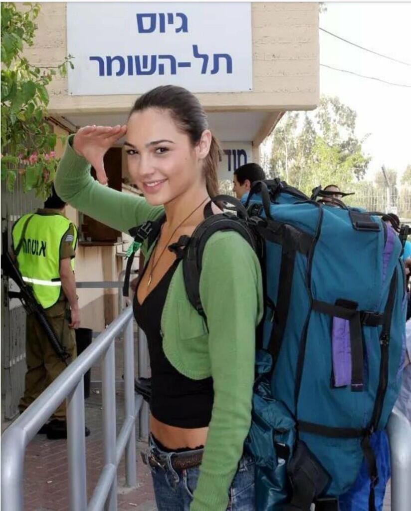 Gal Gadot Miss Israel Prajurit Militer Hingga Wonder Woman KASKUS