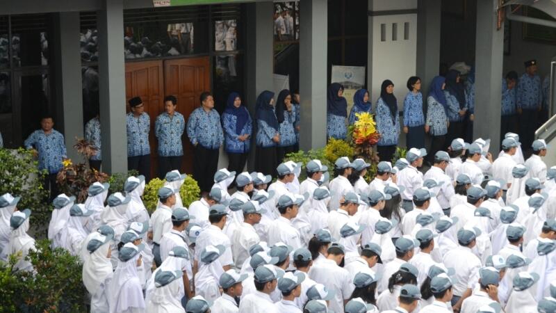 Separuh Lebih Lulusan SMP di Jabar Tak Bisa Sekolah