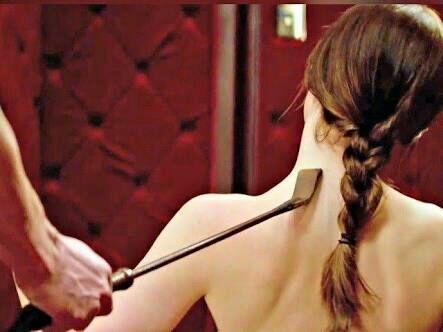 Foto 'Syur'nya Tersebar, Begini Reaksi Anastasia(50shades Of Grey)...