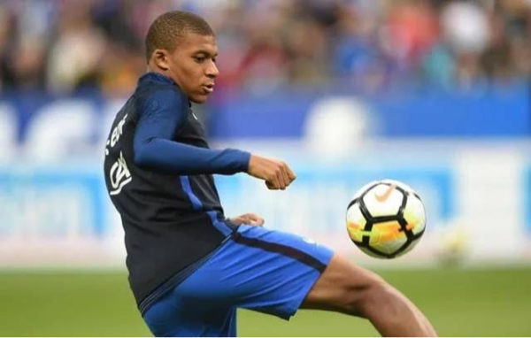 10 Transfer Pemain Terburuk Musim 2017
