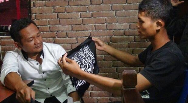 Simpatisan Aksi Rohingya Diam Ditanya Alasan Tak Bawa Merah Putih