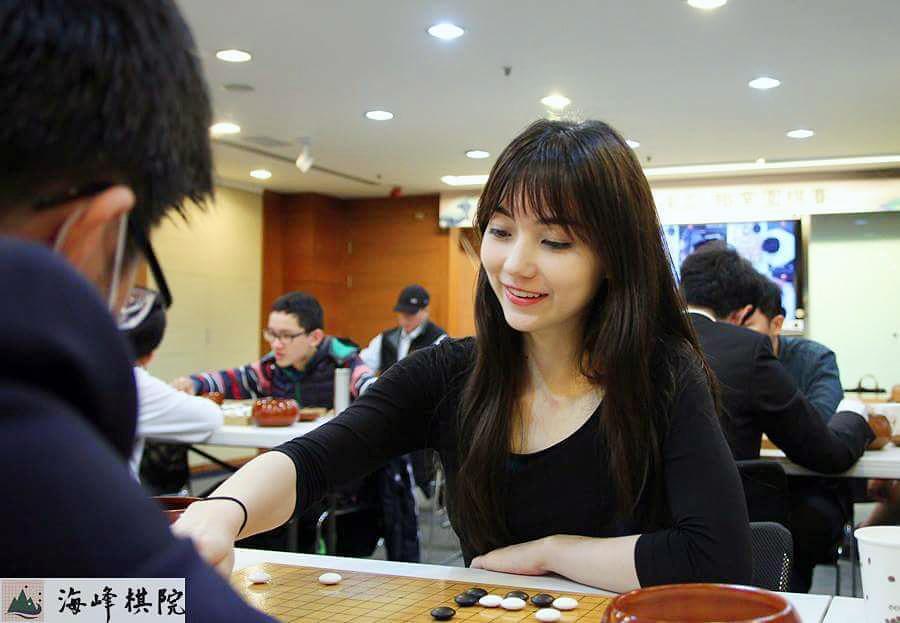 Joanne Missingham pemain go, igo atau baduk cantik asal Taiwan