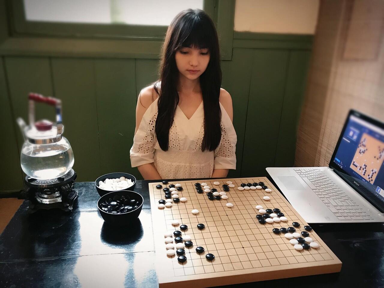 Joanne Missingham pemain go, igo atau baduk cantik asal Taiwan